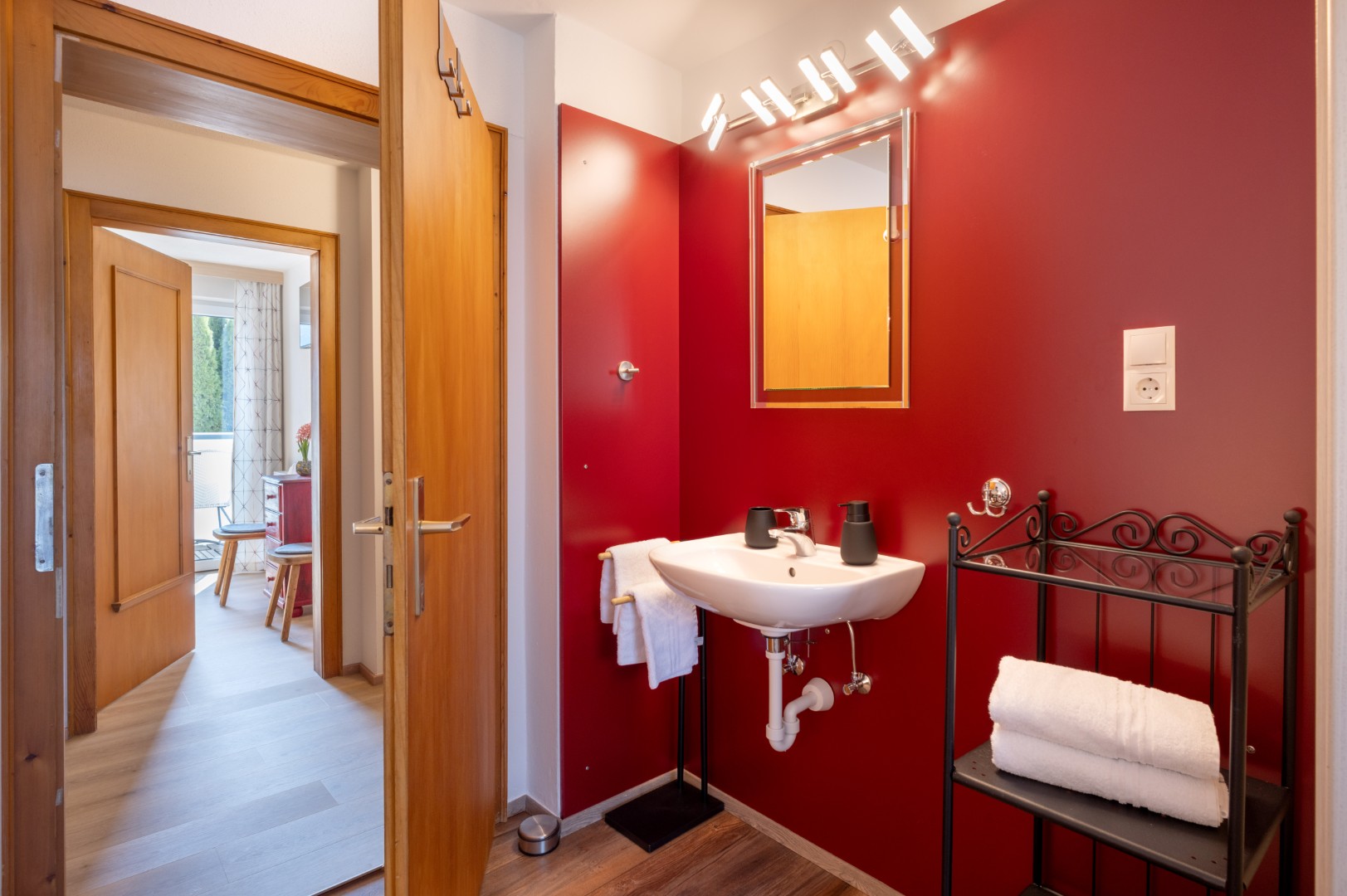Schlafzimmer / Waschbecken